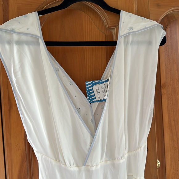 Vintage Barbizon rayon crêpe nightgown For taller women - Picture 5 of 9